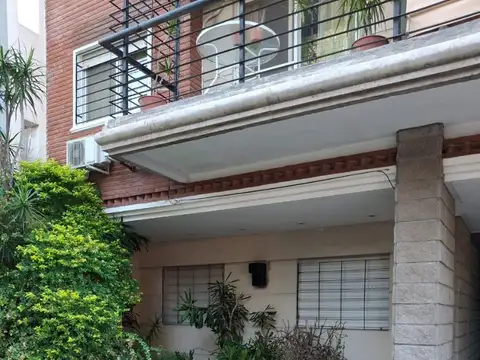 B Aizpurua 2700, Piso PB