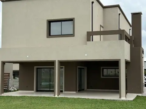 Casa a estrenar en venta en San Pablo con financiación directa de hasta el 60%