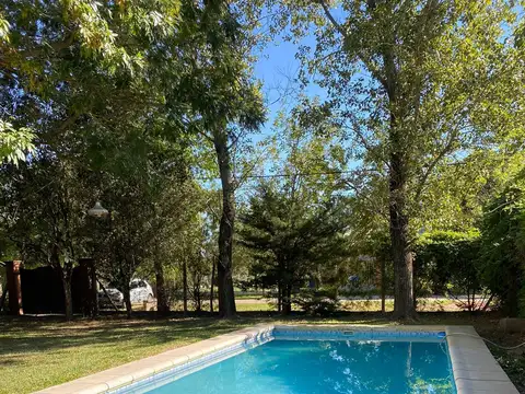 CASA 2 DORM C GRAN PARQUE Y PISCINA ALTOS D SAUCE