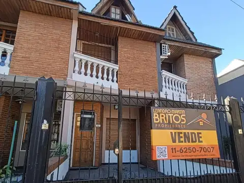 Triplex en Ramos Mejia - Apto crédito