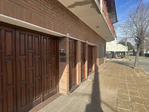 Depto Tipo Casa en Venta de 4 ambientes