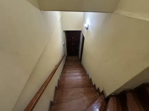 Depto Tipo Casa en Venta con 1 cocheras