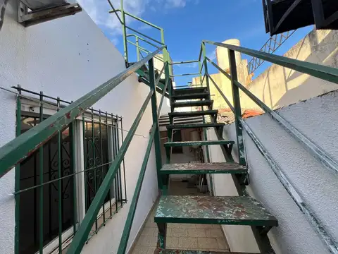 VENTA DPTO 2 AMB CON TERRAZA Y PATIO, RAMOS MEJIA