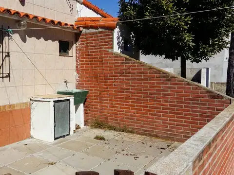 Depto Tipo Casa en Venta con 1 cocheras