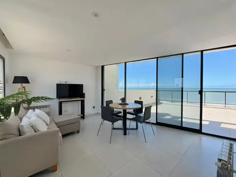 Departamento 3 ambientes en Alquiler - Frente al mar