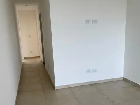 DEPTO 3 AMB A ESTRENAR CON COCHERA CUBIERTA