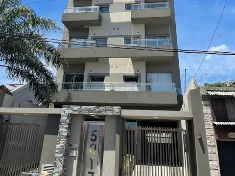 DEPTO 3 AMB A ESTRENAR CON COCHERA CUBIERTA