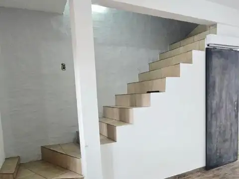 Depto Tipo Casa en Alquiler 35 años