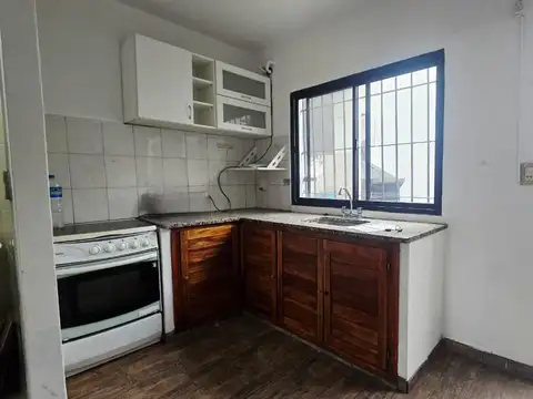 Depto Tipo Casa en Alquiler de 2 dormitorios
