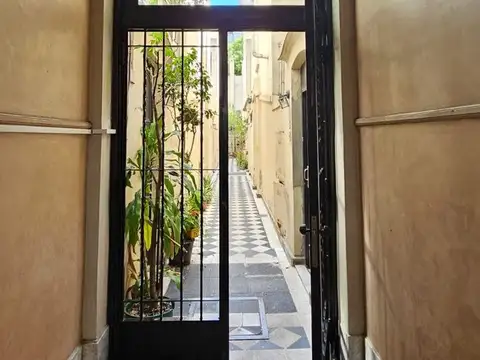 General Martín de Gainza 100