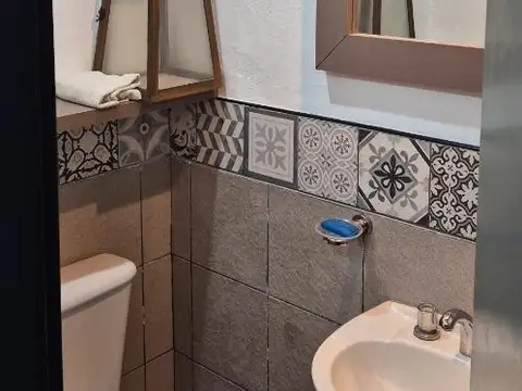 Casa 3 ambientes con 1 baño