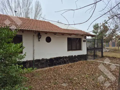 Se alquila | Casa de 2 Dormitorios | Barrio La Herradura, Plottier