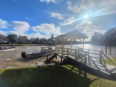 Rio o Arroyo Sarmiento Waikiki 100