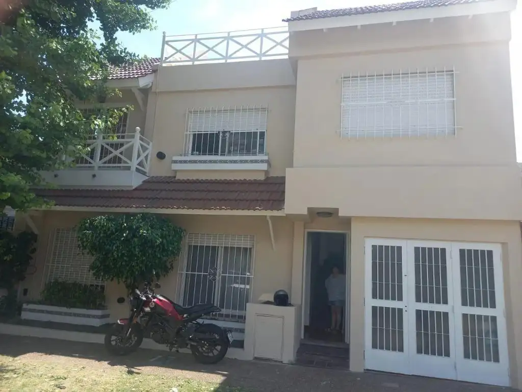 Campichuelo e/ Dean Funes y Álvarez Jonte