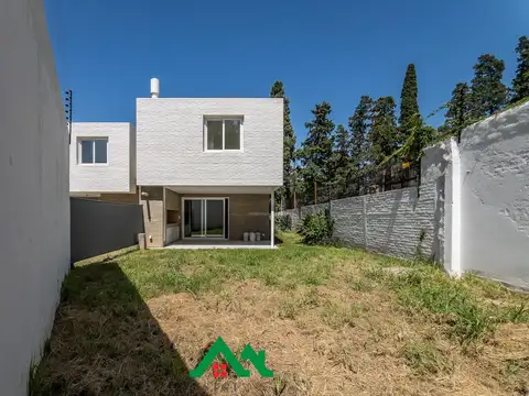 Casa en Venta en Arguello, USD 220.000