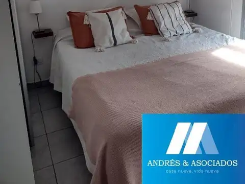 venta duplex barrio La Giustina, Bella Vista