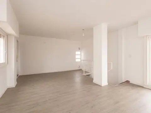 Suipacha 700