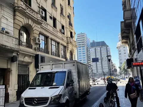 Lavalle 1100, Piso 4