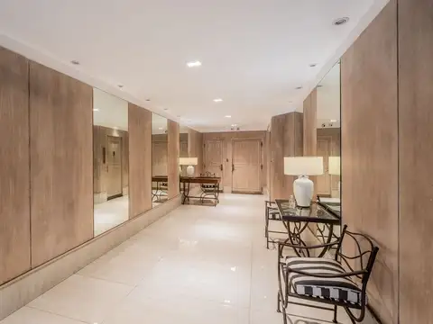 Departamento en Venta de 8 ambientes