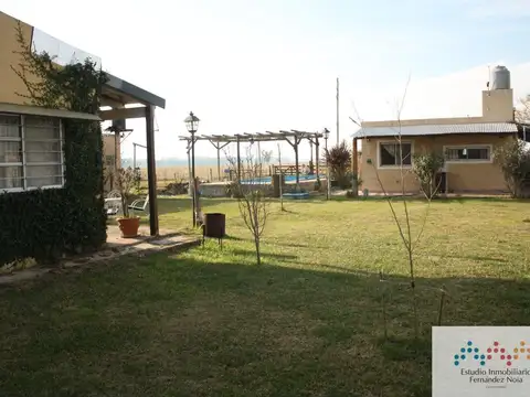 Casa 5 ambientes con 2 baños