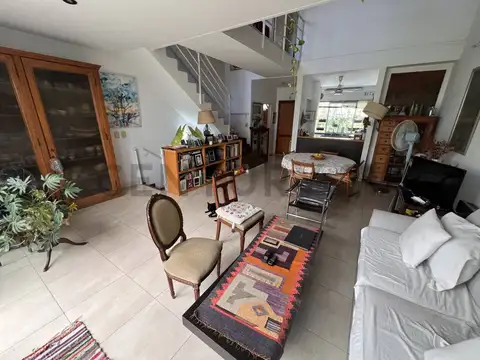 VENTA CASA DUPLEX, TIGRE CENTRO