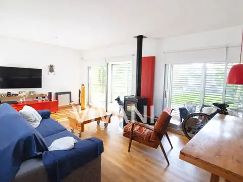 Casa 3 ambientes con 2 baños