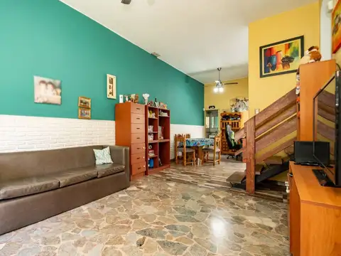 Casa en Venta en Villa Lynch, USD 125.000
