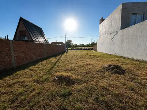 Terreno calle Vigne Casi Av. del Trabajo