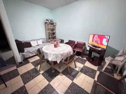 PH  3 AMBIENTES  EN VENTA EN CASEROS AL FRENTE 