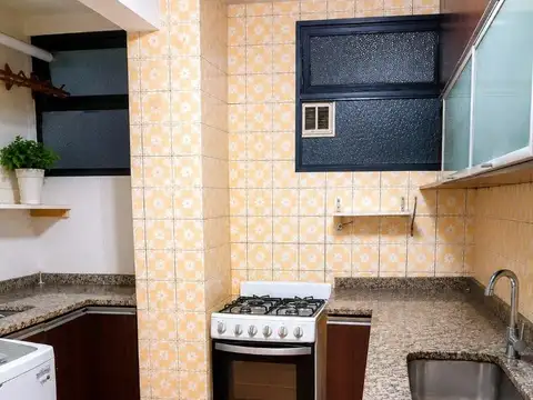 Alquiler - Departamento 3 Ambientes - Parque Patricios