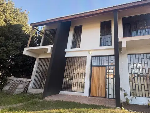Venta Casaquinta  4 amb. +Dpto en La Reja 