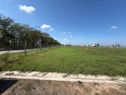 Terreno en Venta 32  mts Fondo