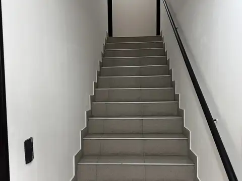 Depto Tipo Casa 3 ambientes con 3 baños