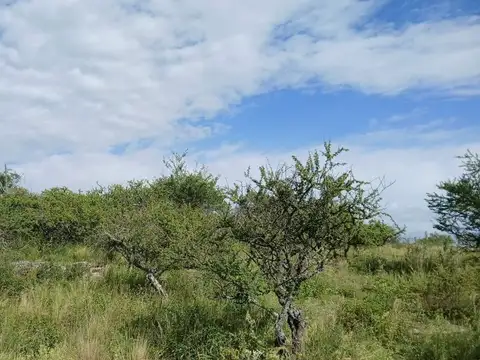 Terreno en Venta en Tanti, USD 270.000