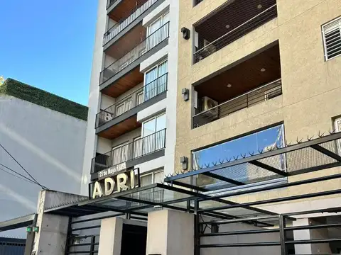 VENTA DEPARTAMENTO 3 AMBIENTES SAN MARTIN CON COCHERA