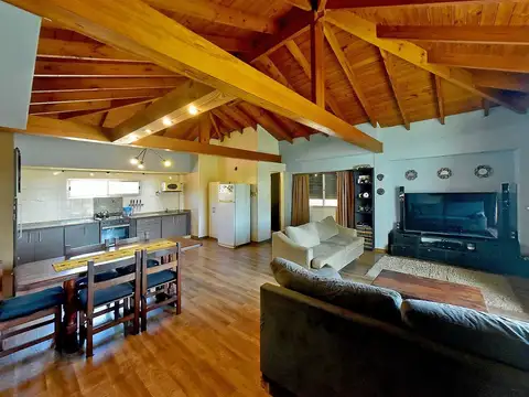 VENTA CASA 4 AMBIENTES RECICLADA EN VIRREYES