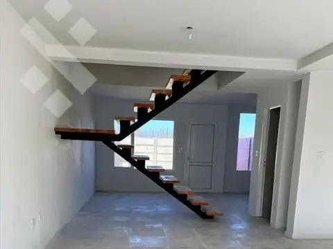 Depto Tipo Casa en Venta de 3 ambientes