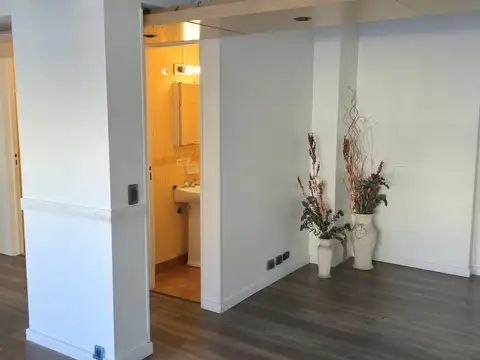 DEPARTAMENTO DE 4 AMBIENTES CON DEP -COCHERA Y BAULERA.APTO