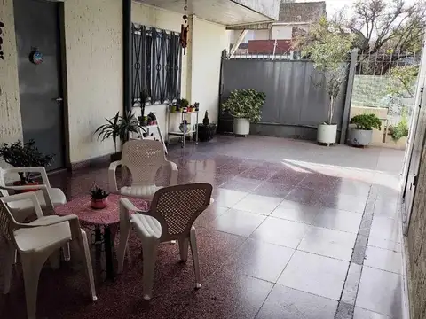 CASA  3 AMBIENTES VENTA LUIS GUILLON APTO CREDITO