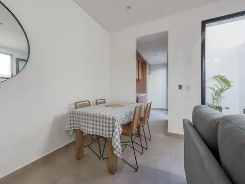 Depto Tipo Casa en Venta 86 años