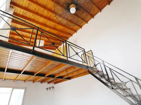 Depto Tipo Casa 2 ambientes con 1 baño