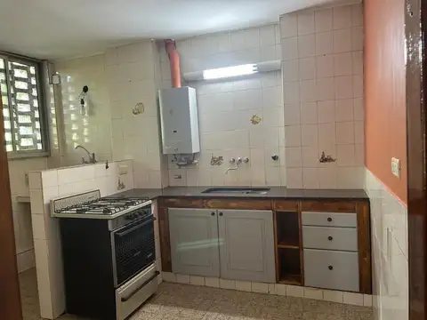 Alsina 835 , Piso 4