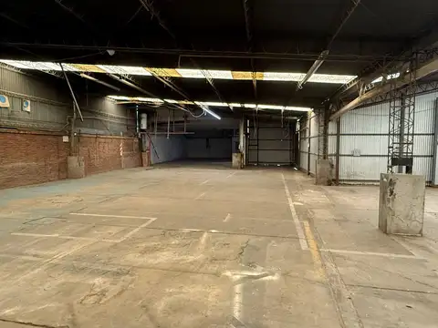Galpon en Alquiler 35  mts Fondo