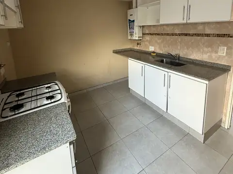 Depto Tipo Casa en Alquiler en Villa del Parque, $ 1.200.000