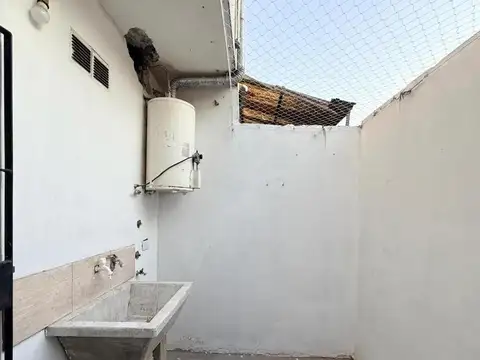 Depto Tipo Casa 3 ambientes con 1 baño