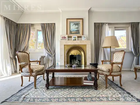 Lindísima casa en  venta en San Isidro Chico.