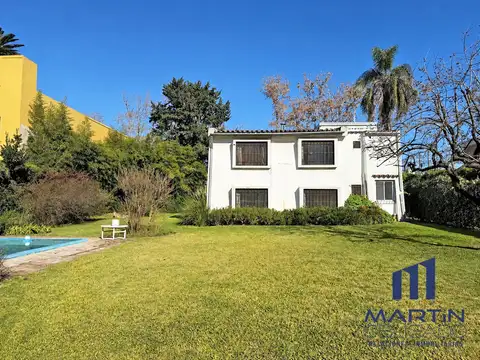 Casa en Venta 6 ambientes en Bella Vista frente al Corredor Aeróbico