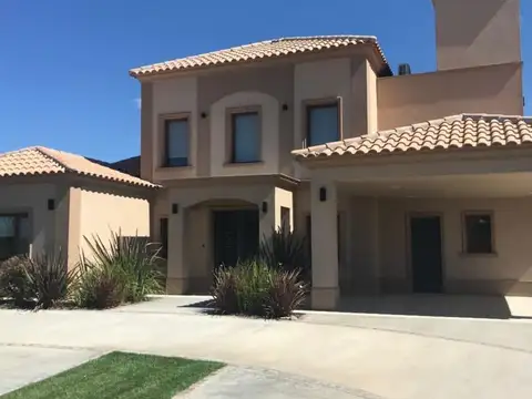 Vendo Casa 3 Dormi- Hermosa - Barrio Privado Sauces del Lima