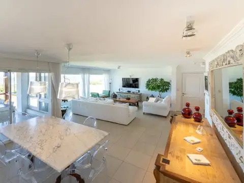 Departamento en Venta de 4 dormitorios