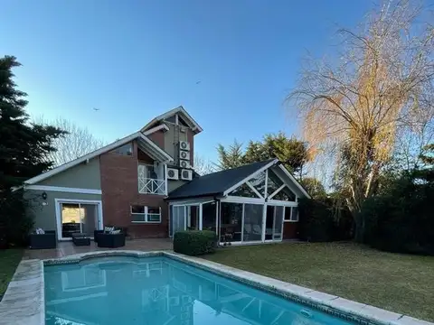 Casa en Alquiler en Galapagos - 3 dormitorios